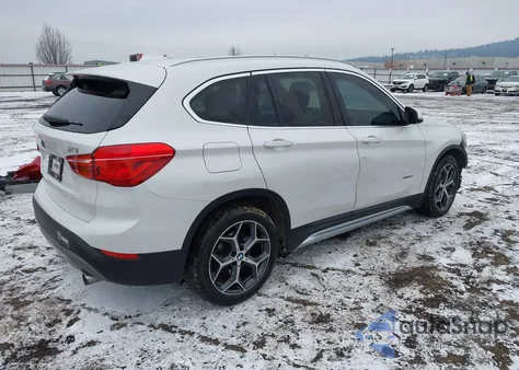 2018 BMW X1 xDrive28I z USA, uszkodzony, nr VIN WBXHT3C3XJ5K26846